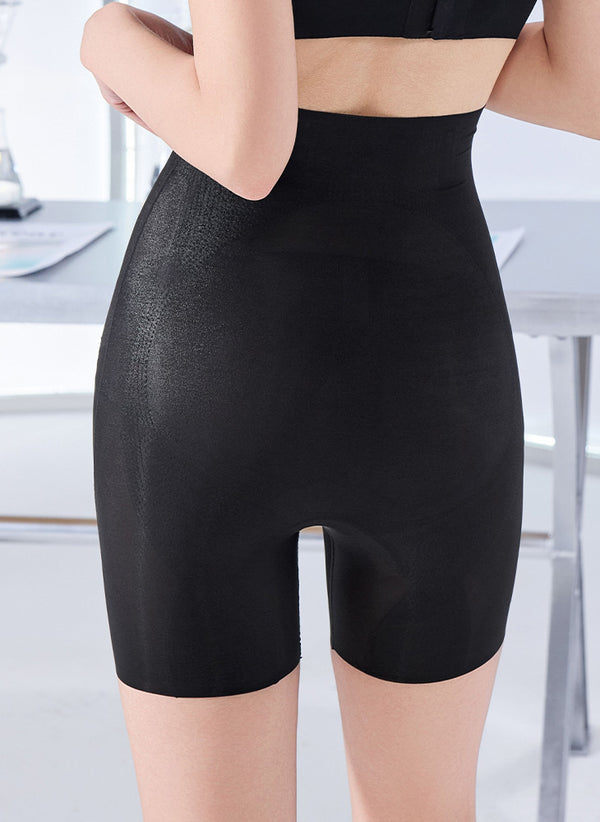 Featherlite Mid-thigh Short